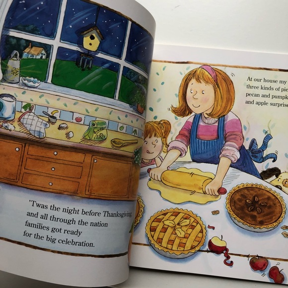 2 thanksgiving books - Picture 3 of 12